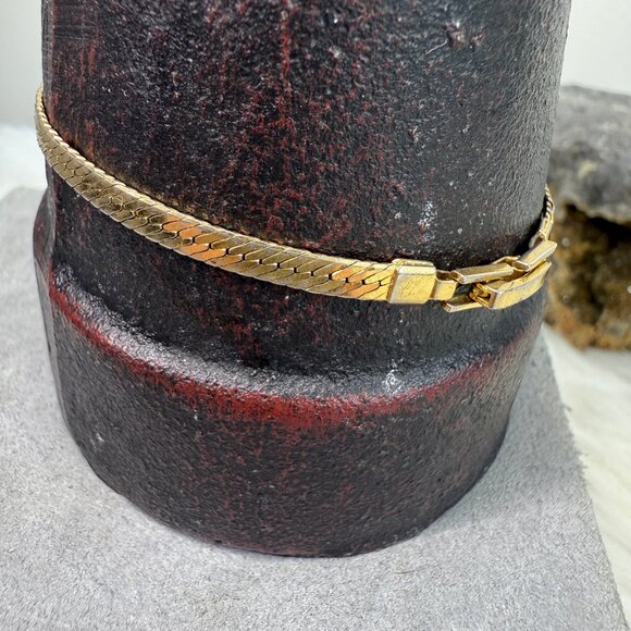 Vintage Gold Tone Flat Herringbone Chain Bracelet 7" - Picture 2 of 7